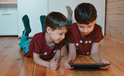 게임 기반 학습 : 게임 요소를 활용한 교육 방법과 학습 효과
