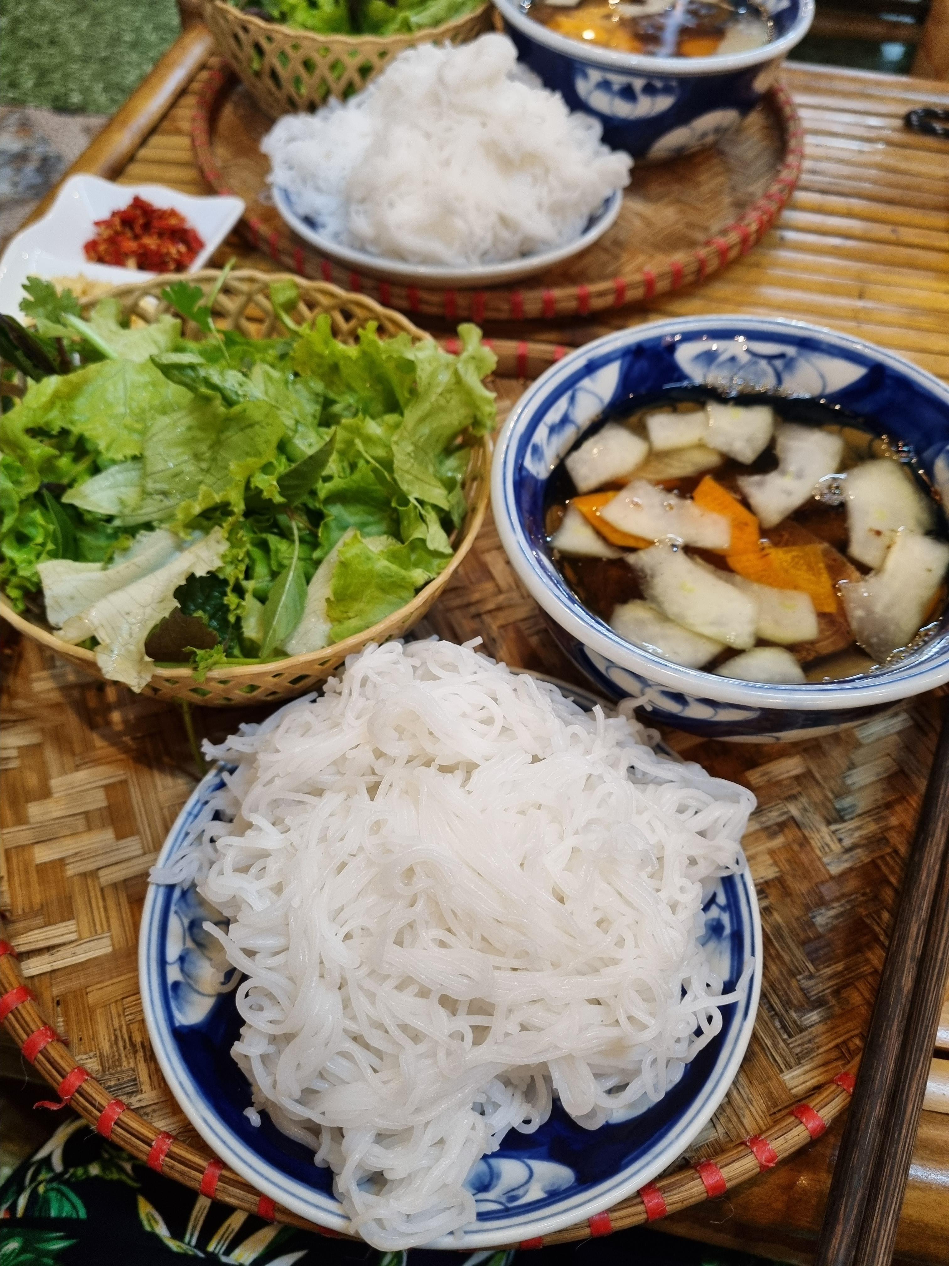 킨톤 분짜