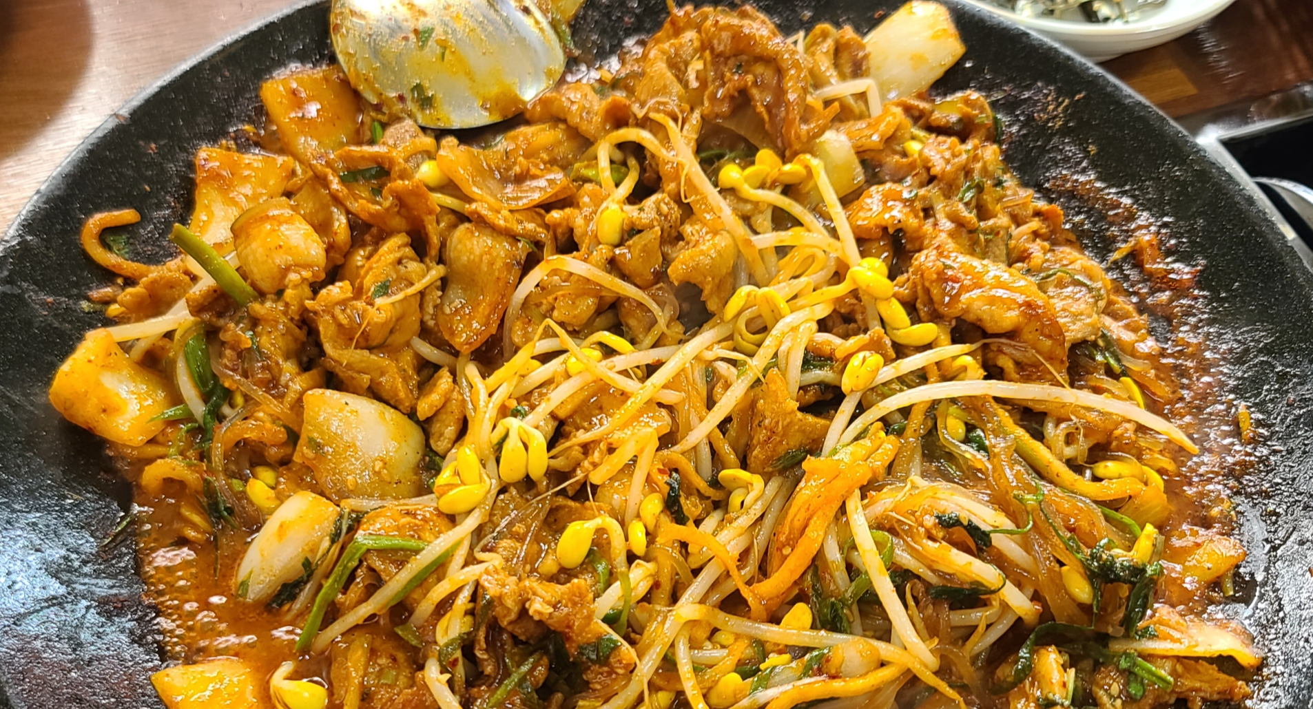 제주맛집 흑돼지 두루치기 제주점심식사 성산흑돼지두루치기