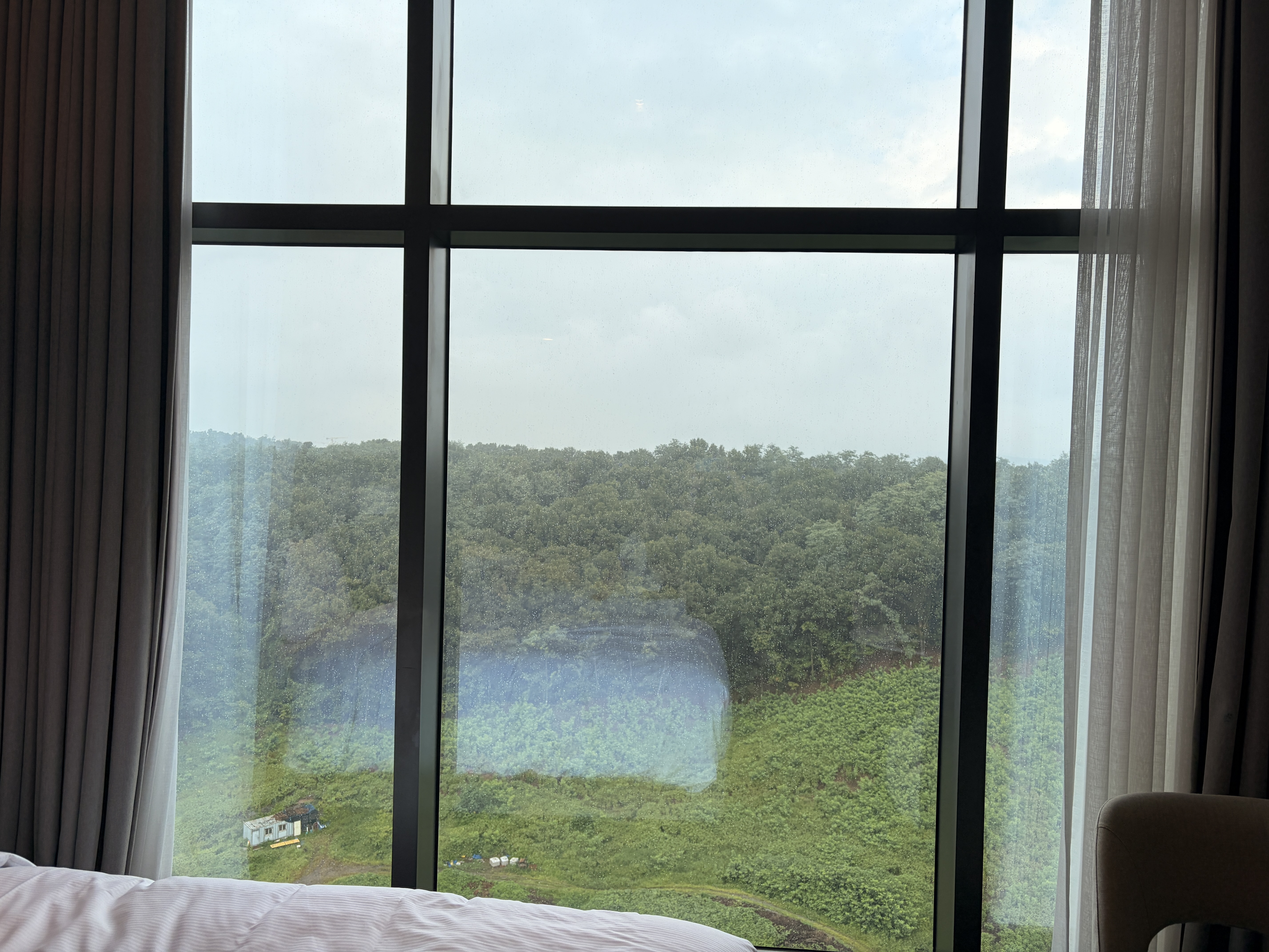 Twin Executive Room With Forest View 객실 후기