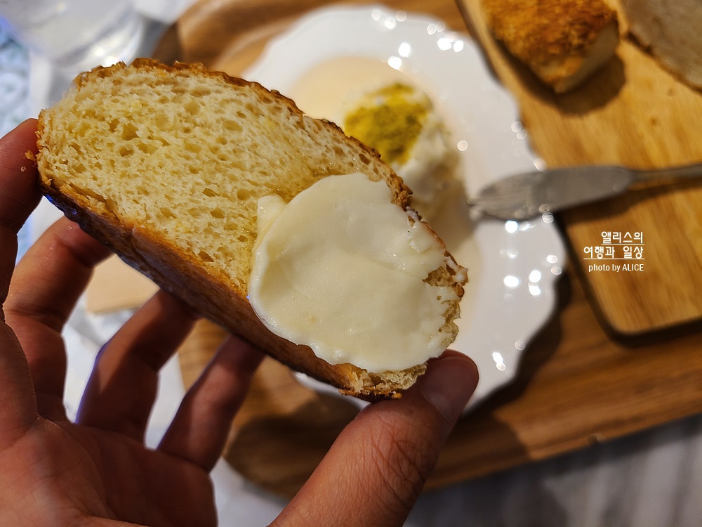 서울 이태원 카이막, 케르반 베이커리 (튀르키예 디저트, 베이커리)에서 카이막 1인 세트