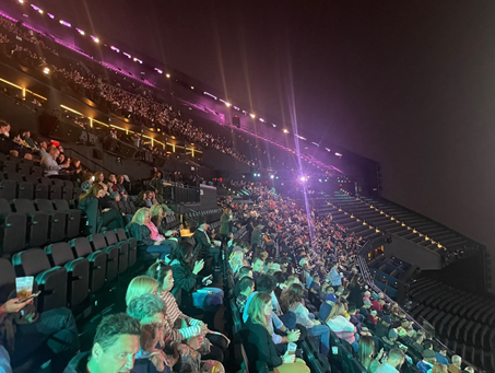 더 스피어 극장 내부사진