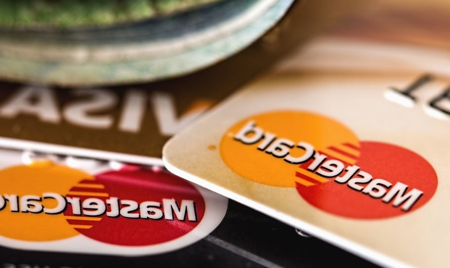 신용점수와 관련된 카드 사진