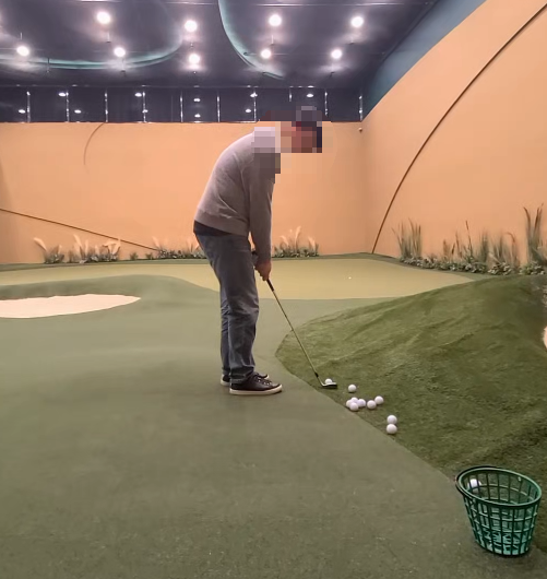 온 그린에서 어프로치 연습