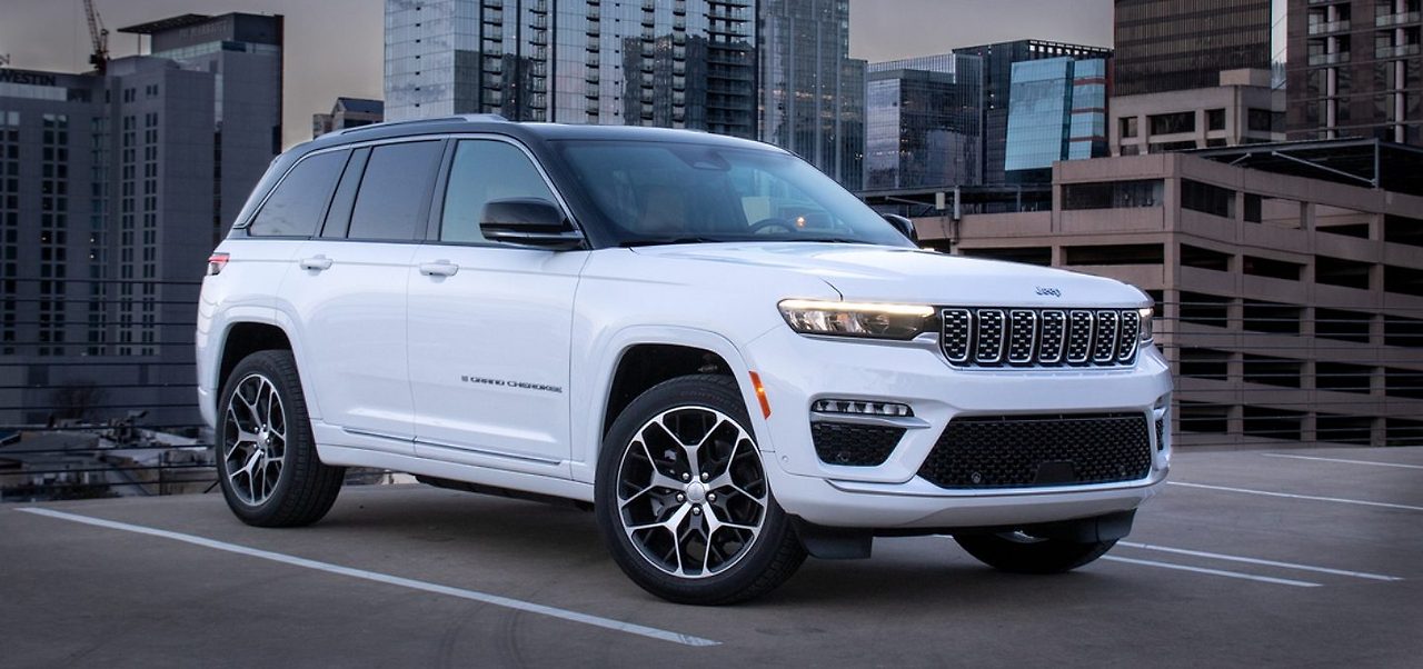 2024 그랜드 체로키 럭셔리와 오프로드의 완벽한 조화