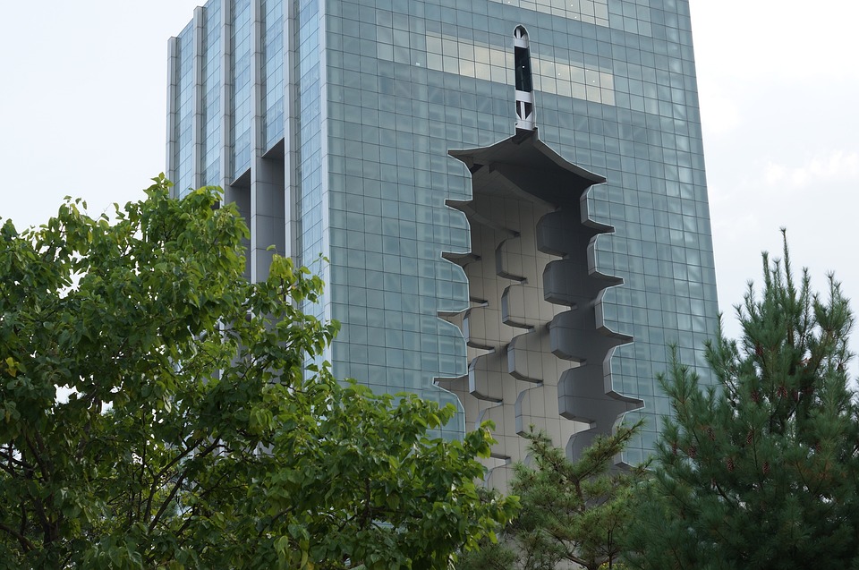 삼한 중 신라의 본거지 였던 경주의 대표적인 건물인 경주타워