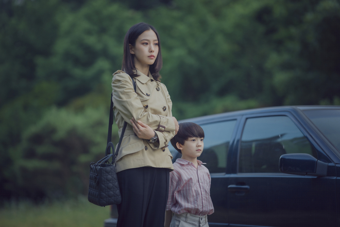 &lsquo;아무도 없는 숲 속에서&rsquo;의 독특한 분위기