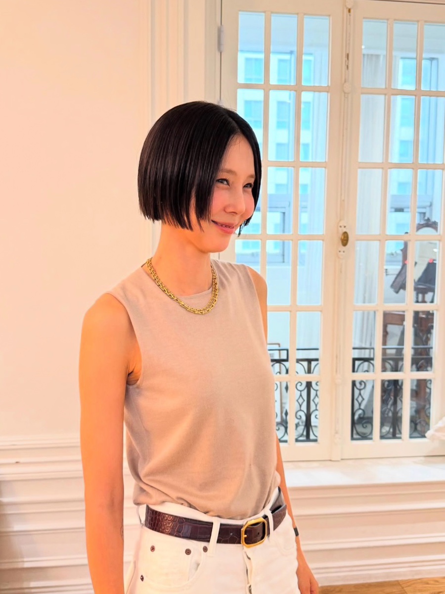 김나영 미니멀룩