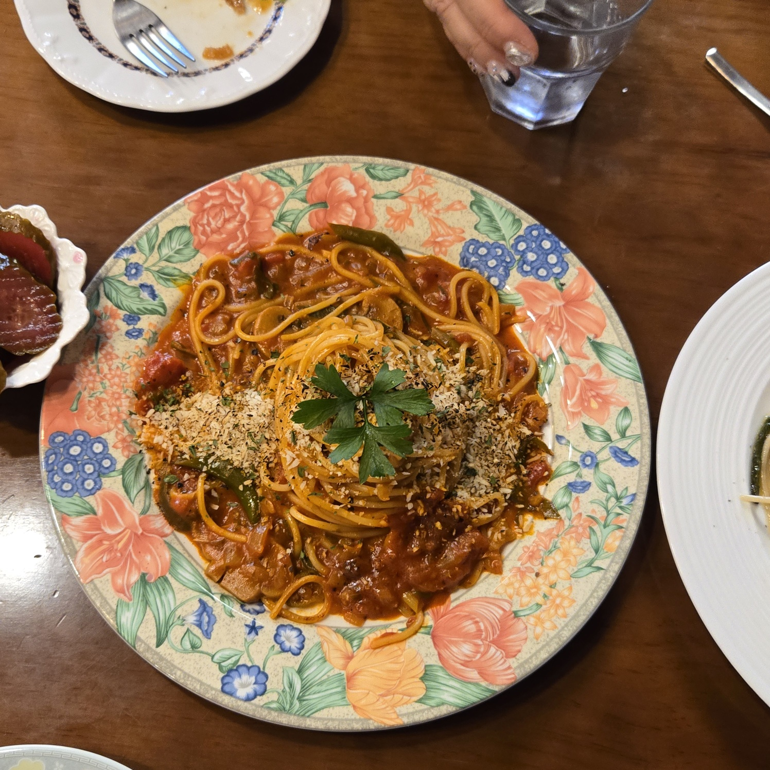 코코아-토마토-파스타