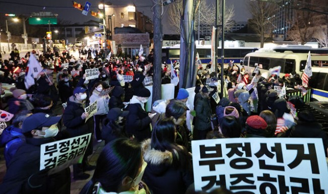 부정선거 믿는 윤석열 극우 지지자들