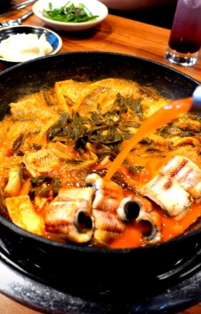 생방송 투데이 맛있는 퇴근 오늘은 파김치 장어조림 산수가장어 88cc 용인 동백직영점