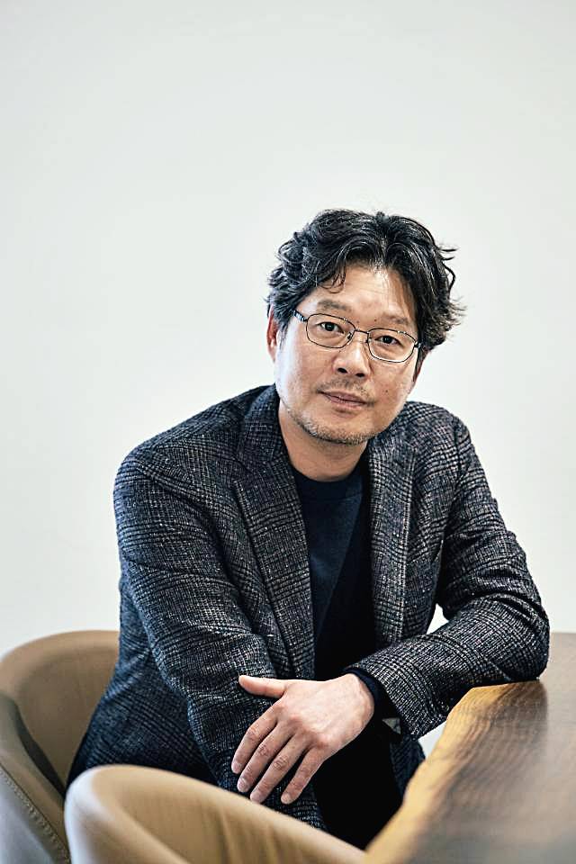 유재명