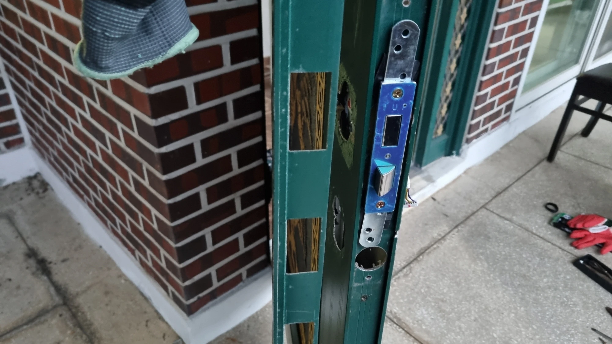 현관문 옆면 커버