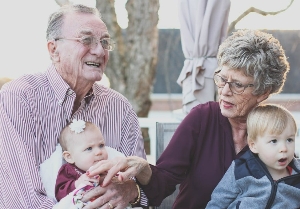 2025 노인일자리 신청 방법 총정리 – 참여 자격부터 절차까지 한눈에!