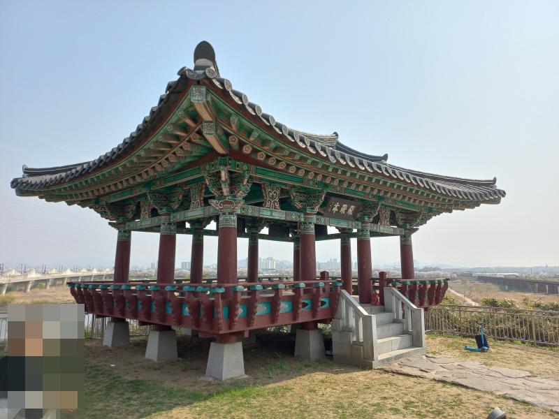 삼례 비비정 측면 모습