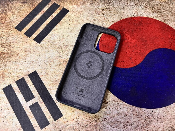 슈피겐 실리콘핏 맥 케이스