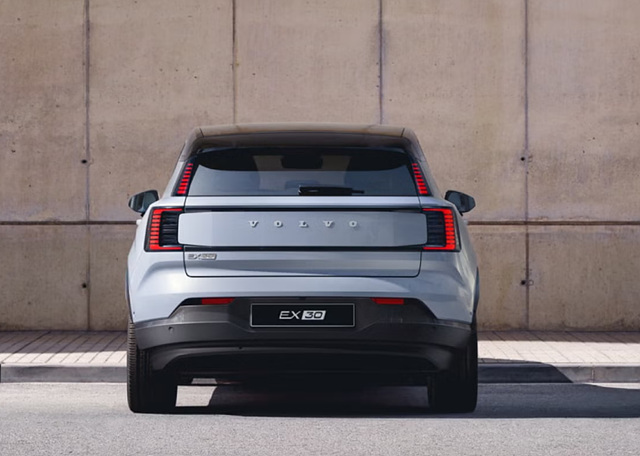 볼보 ex30 가격 보조금 배터리 제원 시승 주행거리 비교 테슬라 모델 Y 폴스타 2 현대 아이오닉 5