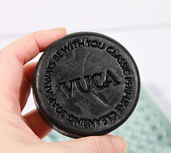 뷰카 클래식 어성초 블랙 차콜 비누