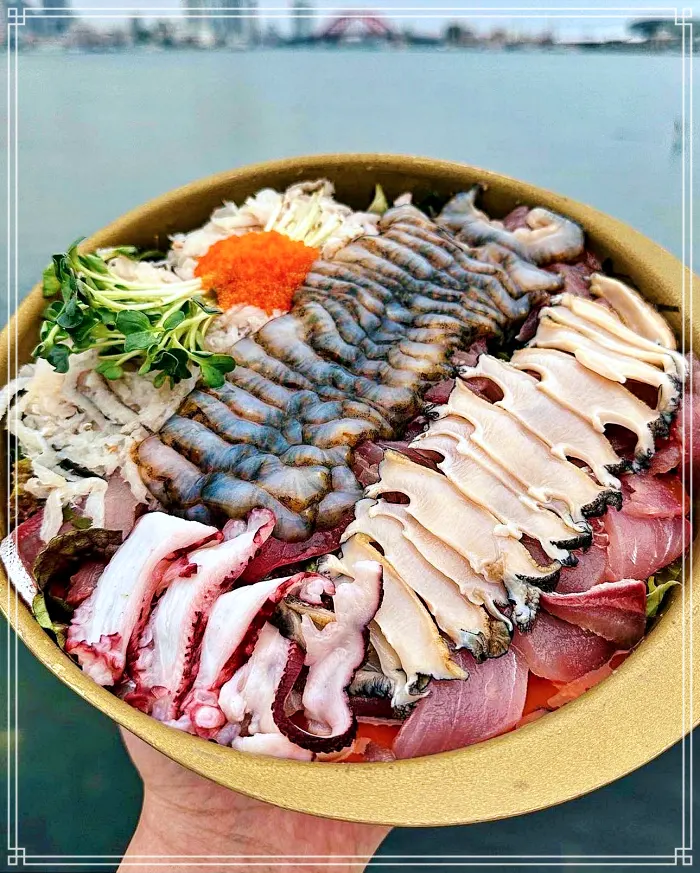 맛있는 녀석들 동해, 속초, 청초호 싱싱한 해산물, 전복, 해삼, 횟감, 사골육수 물회 맛집