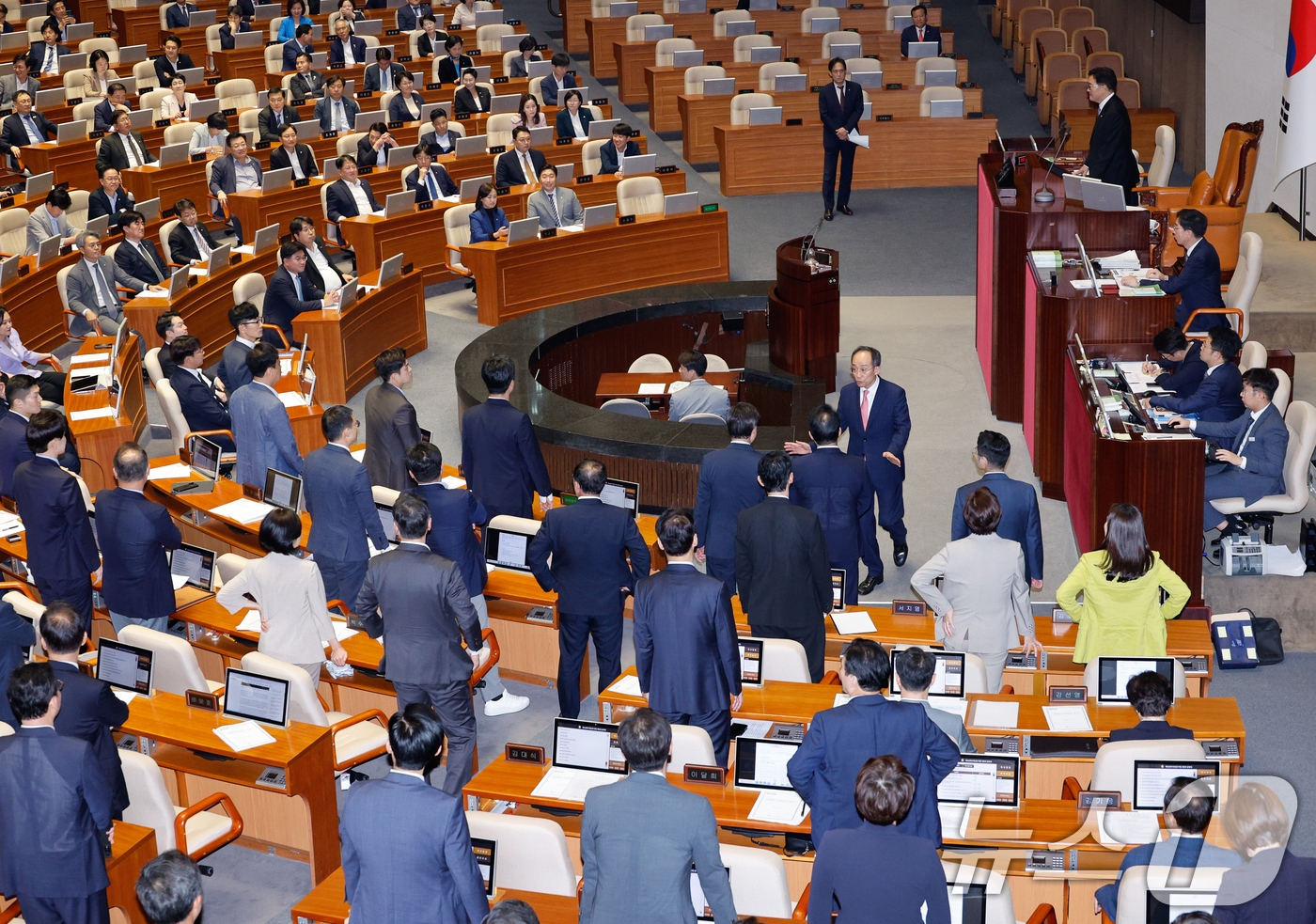 모성보호 3법 국회 통과