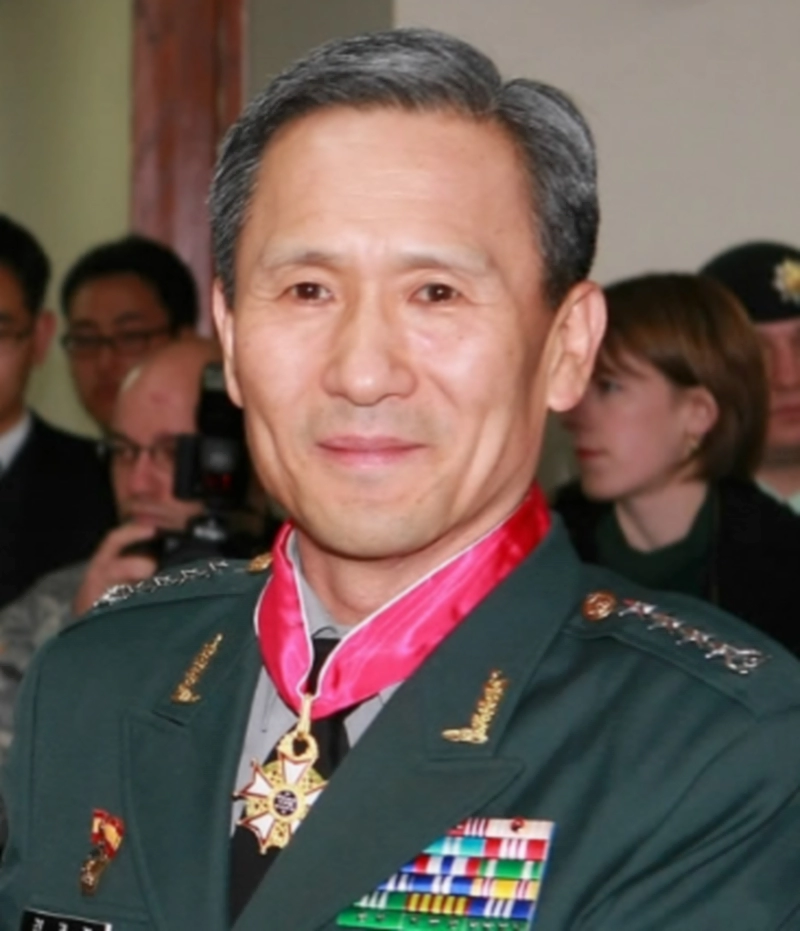 김관진 프로필 나이 고향 학력 재산 경력