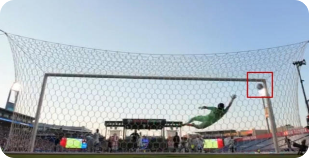 FC댈러스전에서 전반 6분 프리킥 골을 터뜨리는 순간. [사진=LAFC SNS 캡처]