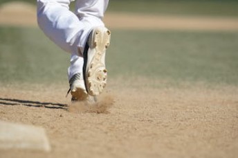 야구 스파이크 사진