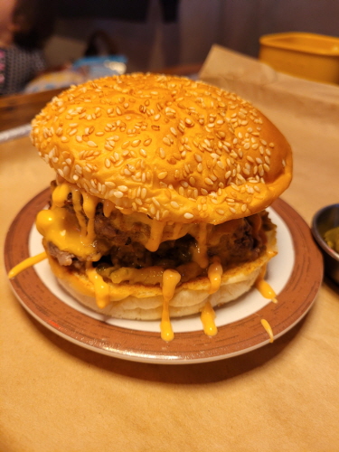 스모크하우스인구억