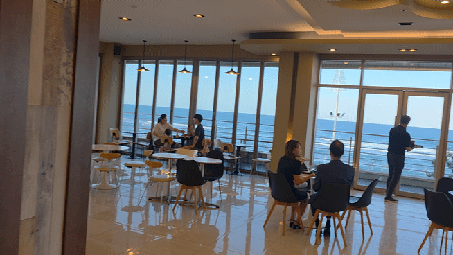 346커피스토리 창가에서 바라본 강문해변 오션뷰 영상
