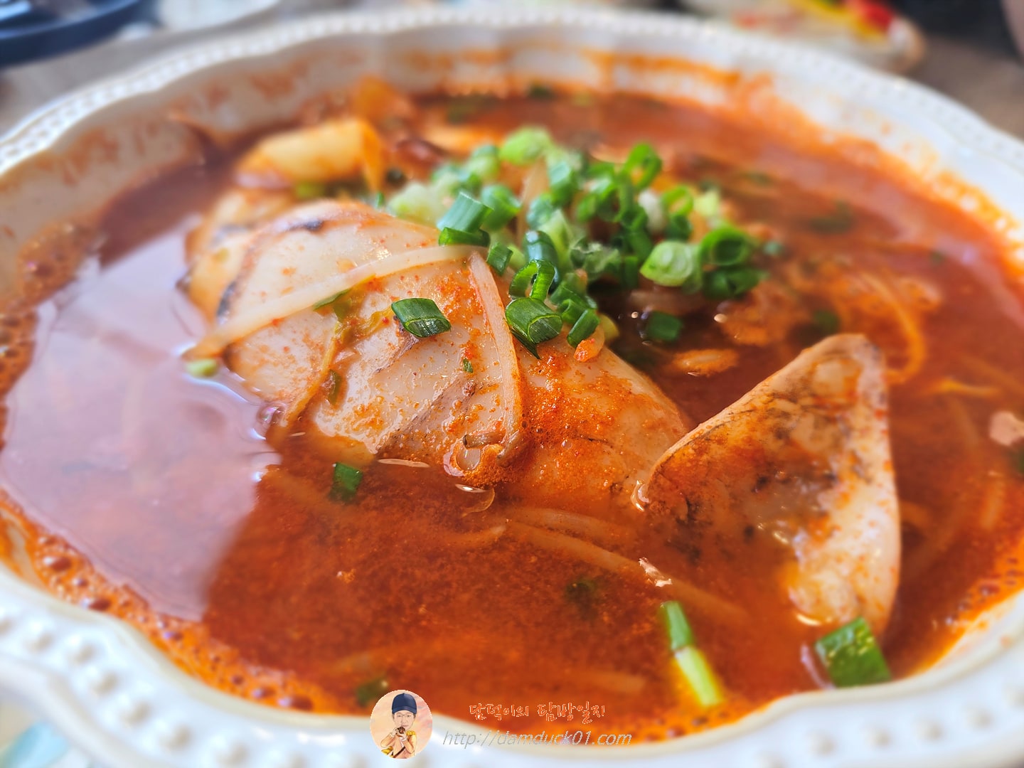 매운 통오징어 쌀국수