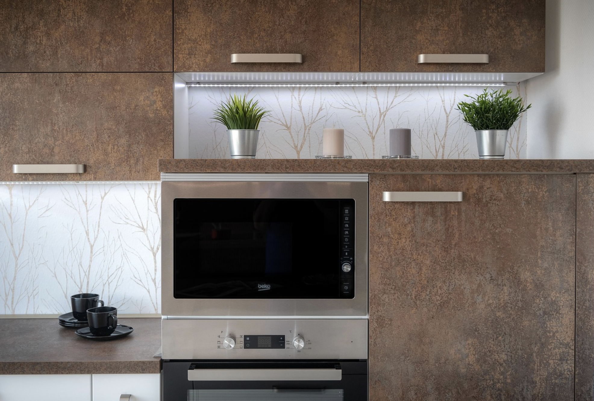 전자레인지 기름때 쉽게 제거하는 방법