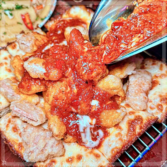 생생정보 잠실 송리단길 별난 고수의 등장, 우대갈비피자 맛집