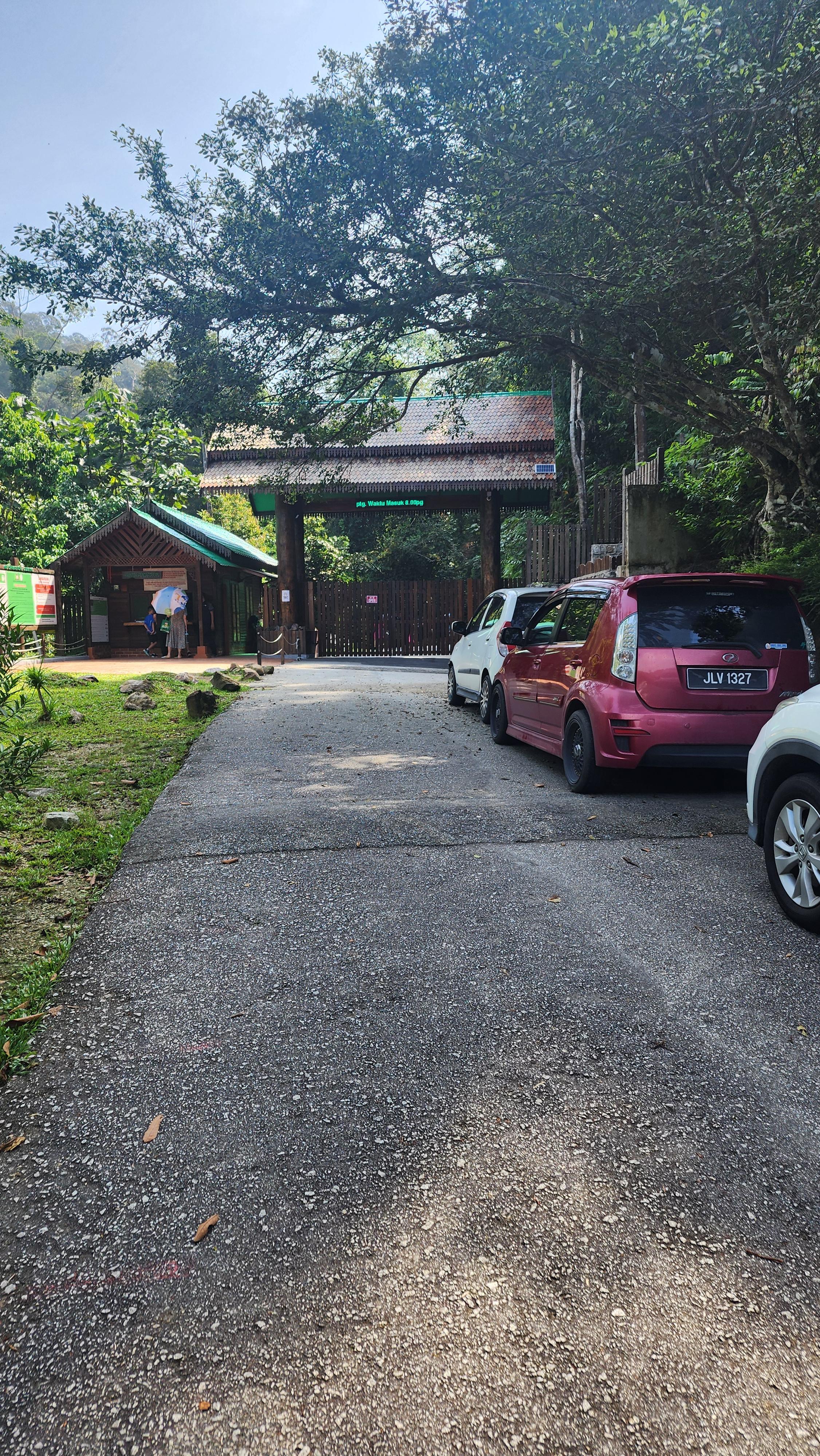 this is gate of the Gunung Pulai trail head