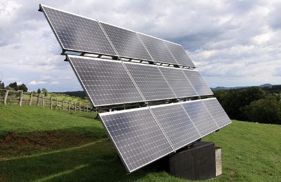 은의 산업용 수요- 태양광 패널 사진