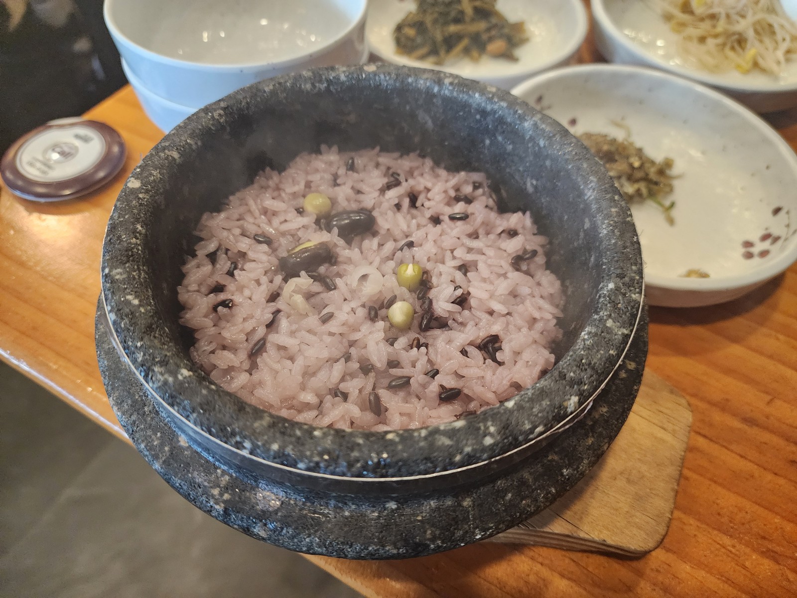 돌솥