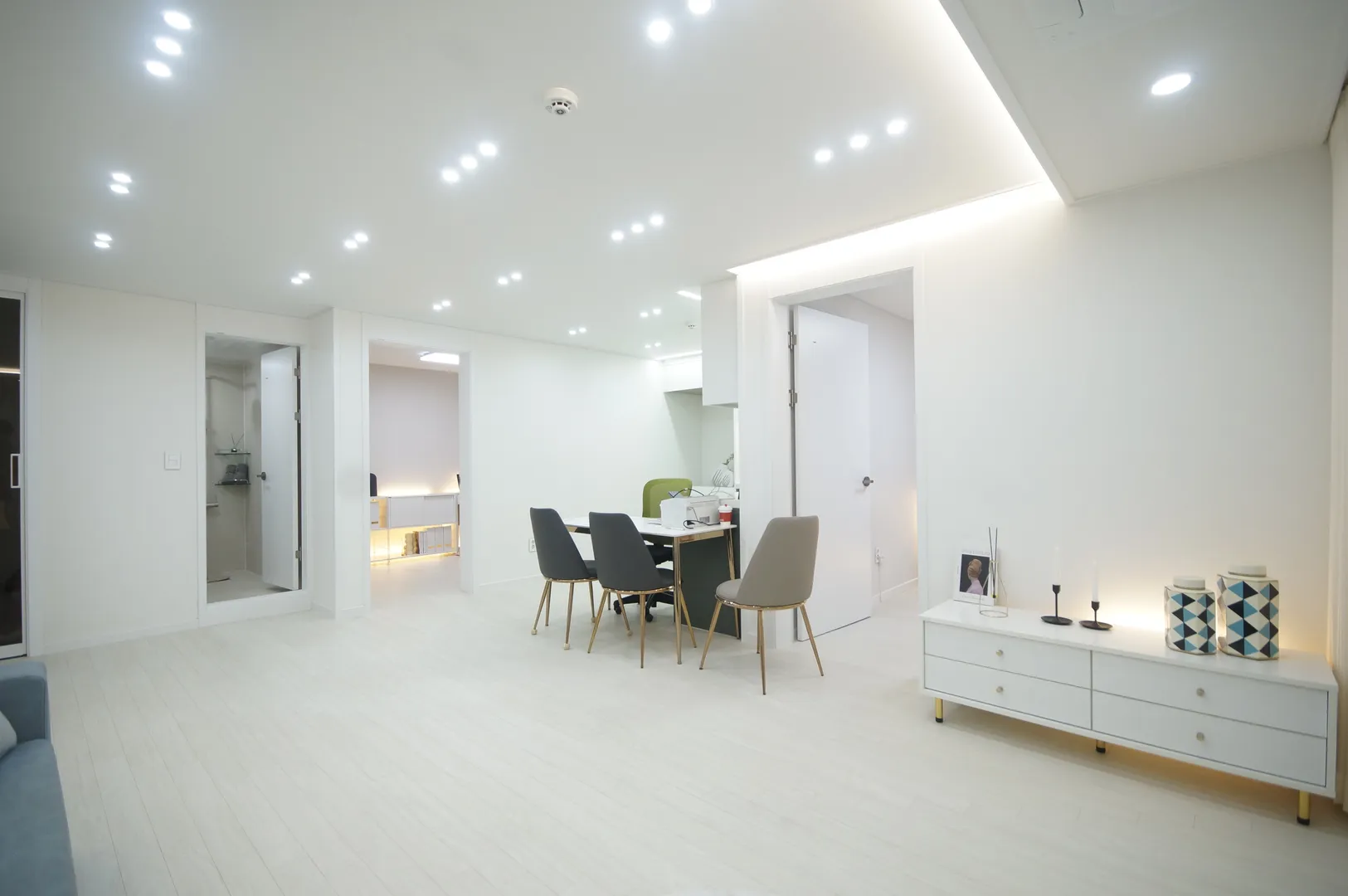 안산시 상록구 부곡동 투룸 쓰리룸 신축빌라 거실