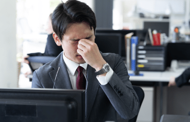 눈의 경련 증상