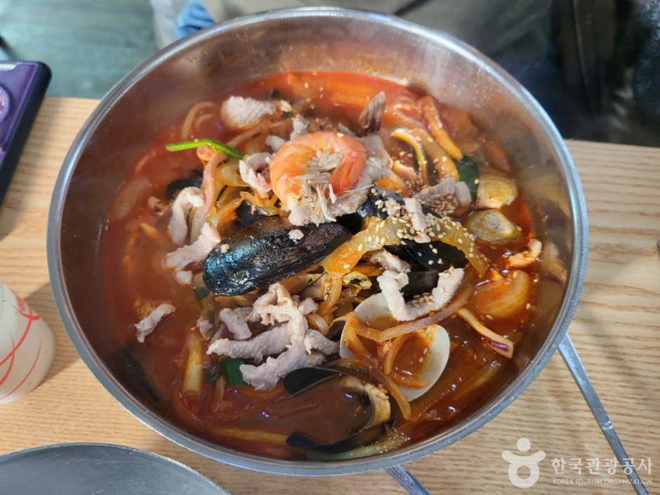 군산식 해물짬뽕 예시 사진