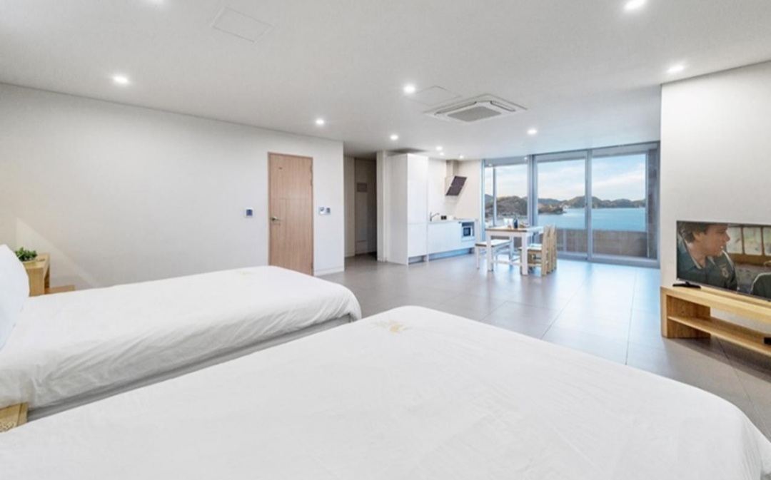 거제 생각속의 집 101호