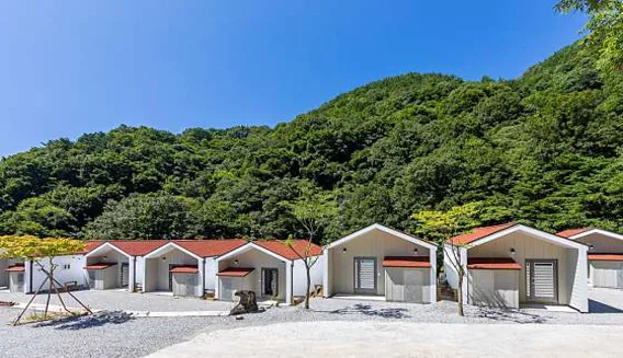청산유수펜션