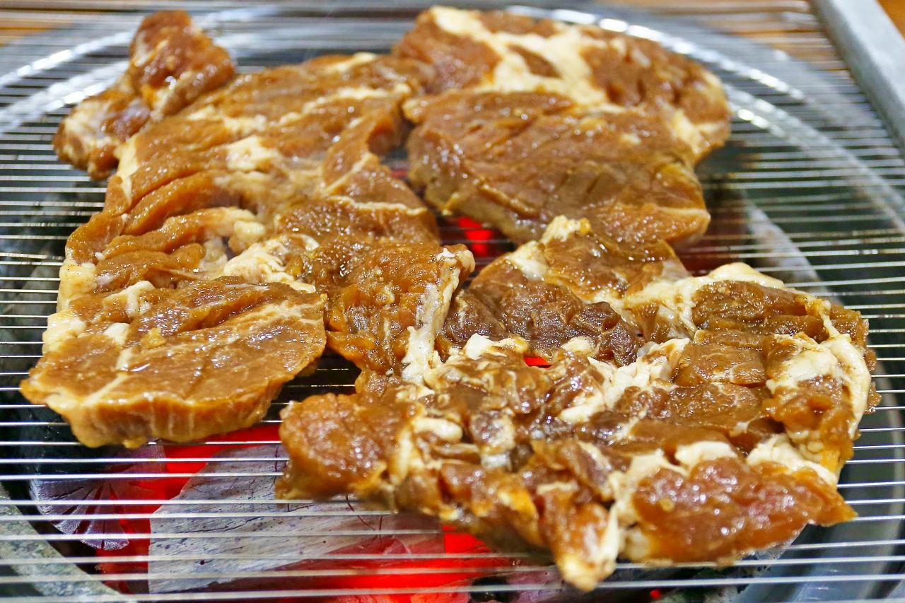 삼도갈비 돼지갈비 굽기 시작 Samdogalbi grilling start