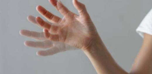 손떨림 현상을 유발하는 여러가지 질병과 그 원인 그리고 각각의 치료방법