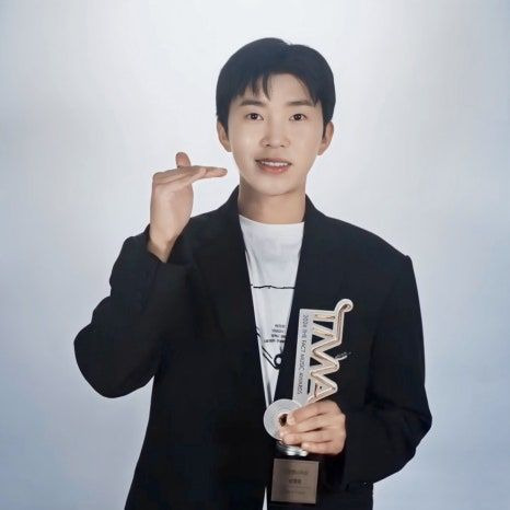 임영웅 부디 행복해질 것 가사 뜻 총정리|영웅시대 피켓 문구·홍콩 발라드 뮤직비디오·촬영 비하인드