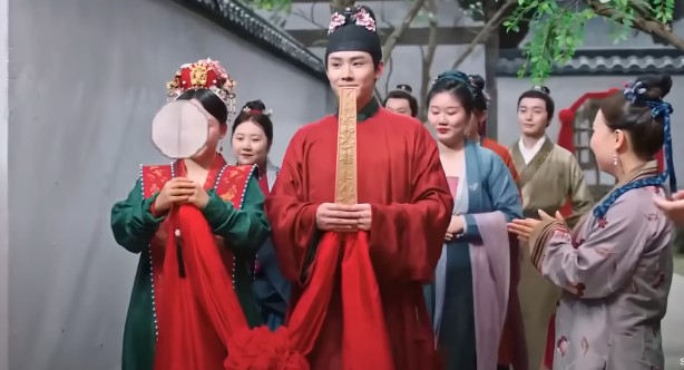 재밌는 코믹 중드 추천 엉망진창 춘자네(란규희사) 24화 줄거리 결말 등장인물