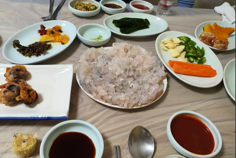 동방횟집