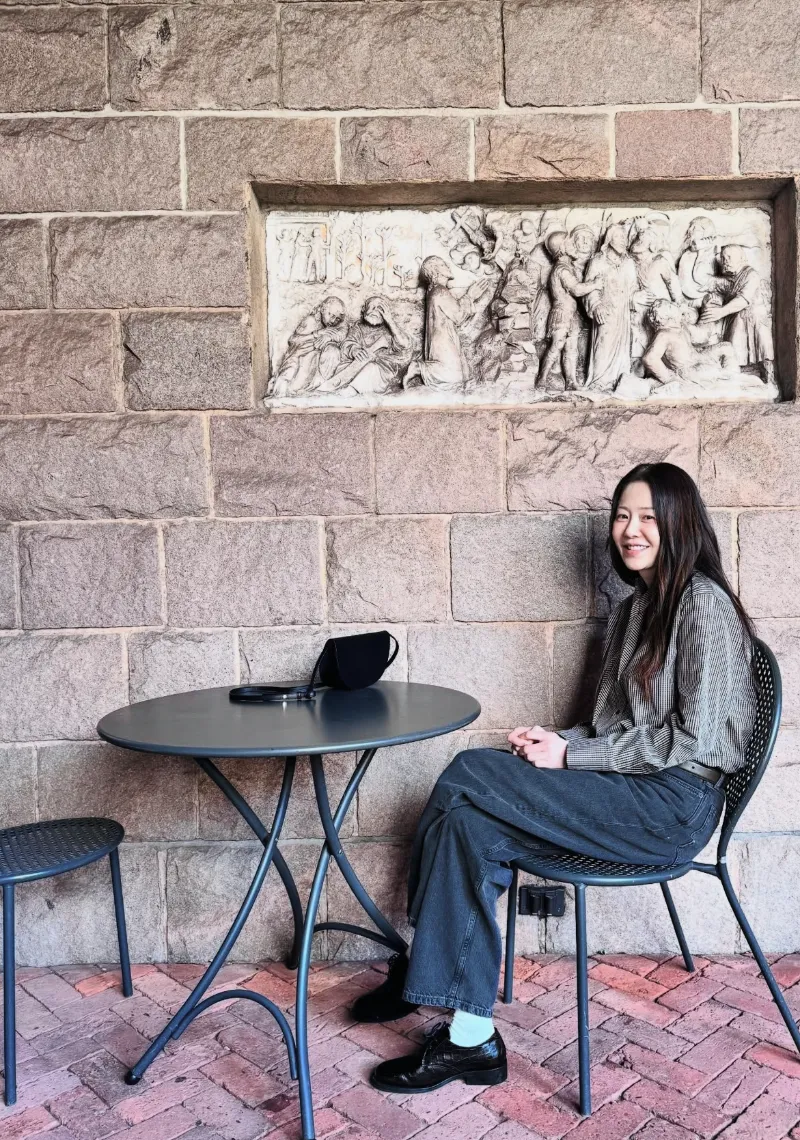 고현정 COS, 고현정 패션, 고현정 코트, 고현정 COS 패션, 2025 미니멀룩, COS 가을 코트, COS 와이드 팬츠, COS 공식몰 할인, COS 세일, COS 신상, COS 네이버 쇼핑, COS 퍼플코인 이벤트, MZ세대 인기 미니멀 브랜드, COS 꾸안꾸룩, COS 셀럽 패션, COS 직구, COS 특가