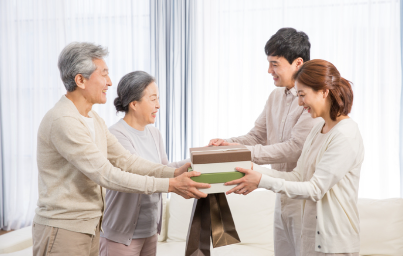 자녀결혼자금, 결혼자금증여, 증여세계산법, 증여한도, 자녀증여, 혼수증여, 세금폭탄, 증여전략, 부모재산이전, 결혼비용세금