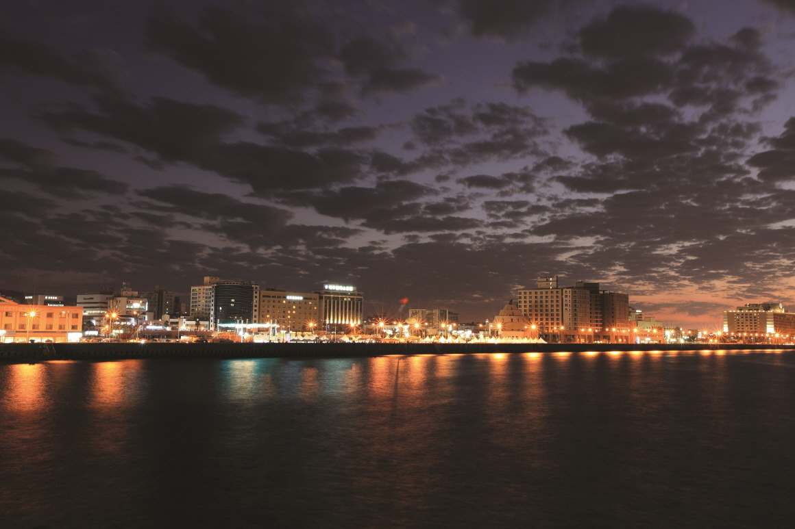 제주 겨울 여행 명소 추천, 밤에 걷기 좋은 야경·해안·역사 BEST