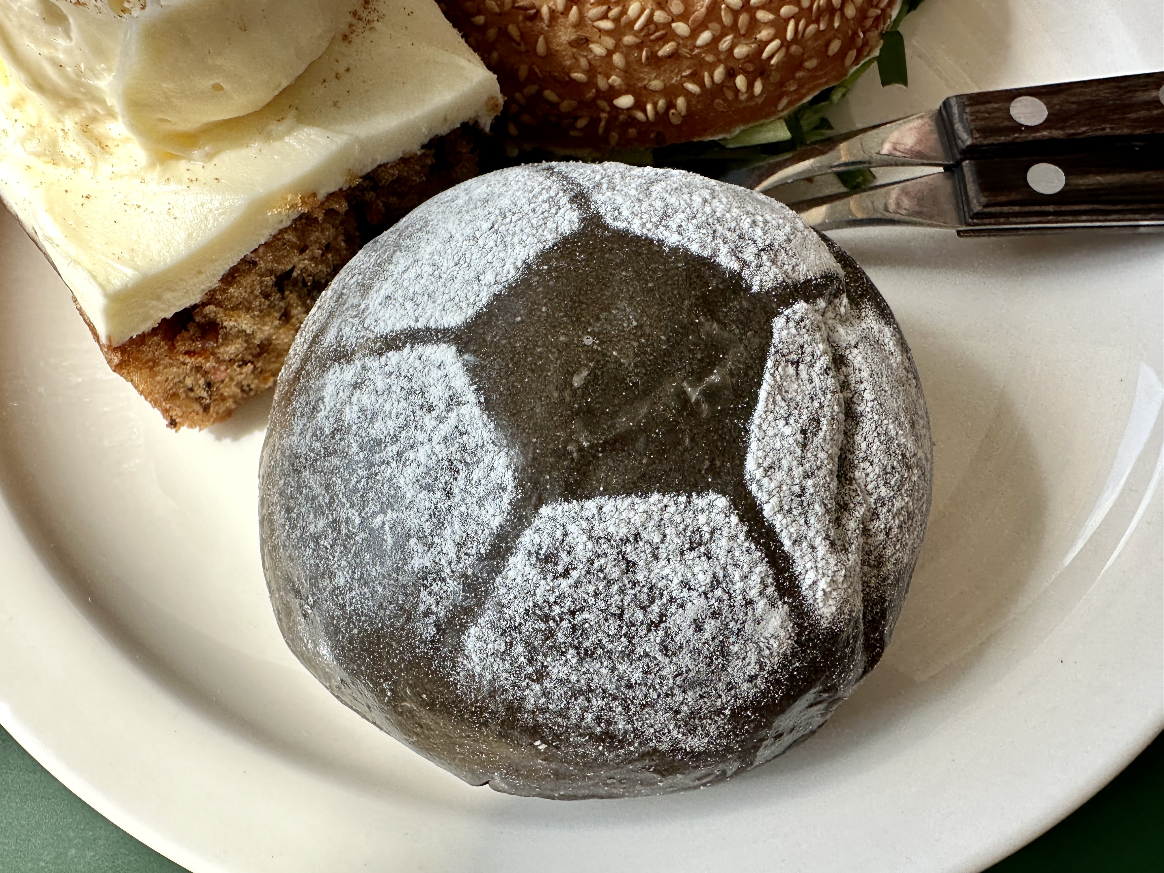 손흥민 카페 축구공빵