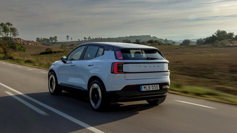 볼보자동차 EX30